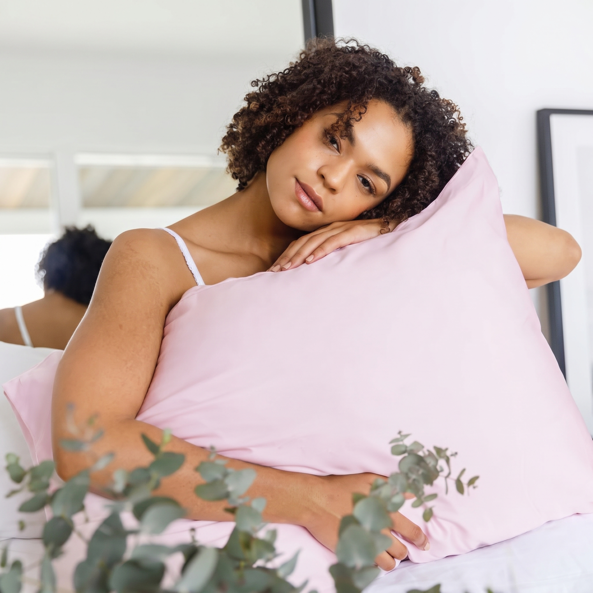 Cooling Pillowcase Benefits for Hot, Sleepless Nights