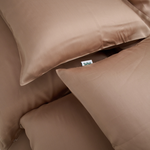 Temperature balancing MyntBalance™ pillowcase made from soft breathable TENCEL™ lyocell fabric with hidden zipper closure