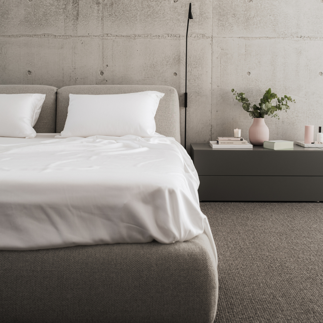 MyntBalance temperature balancing flat sheet made from 100% TENCEL lyocell, soft and breathable bedding layer