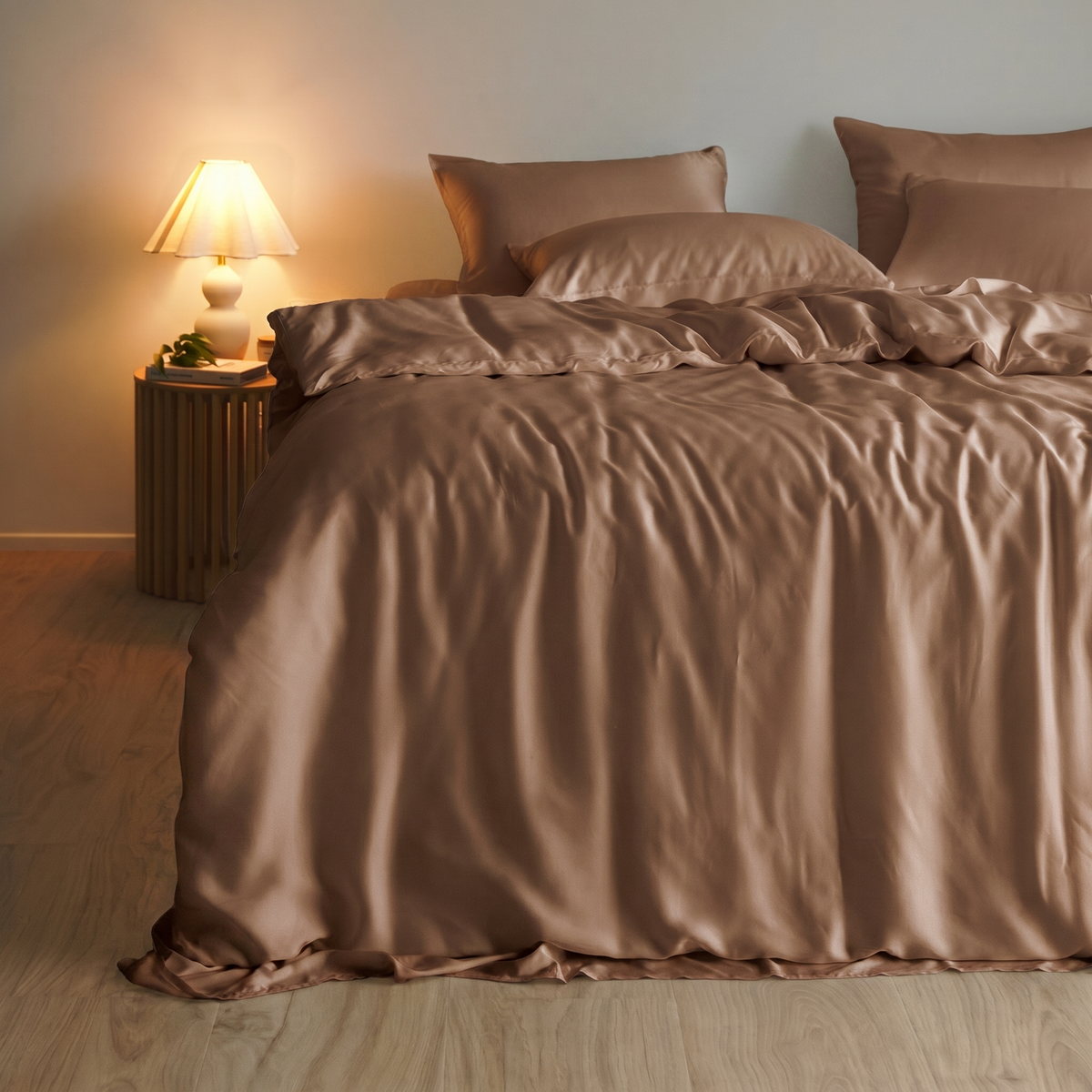 MyntBalance temperature balancing duvet cover made from breathable 100% TENCEL lyocell fabric with hidden button closure and internal corner ties for year-round comfort